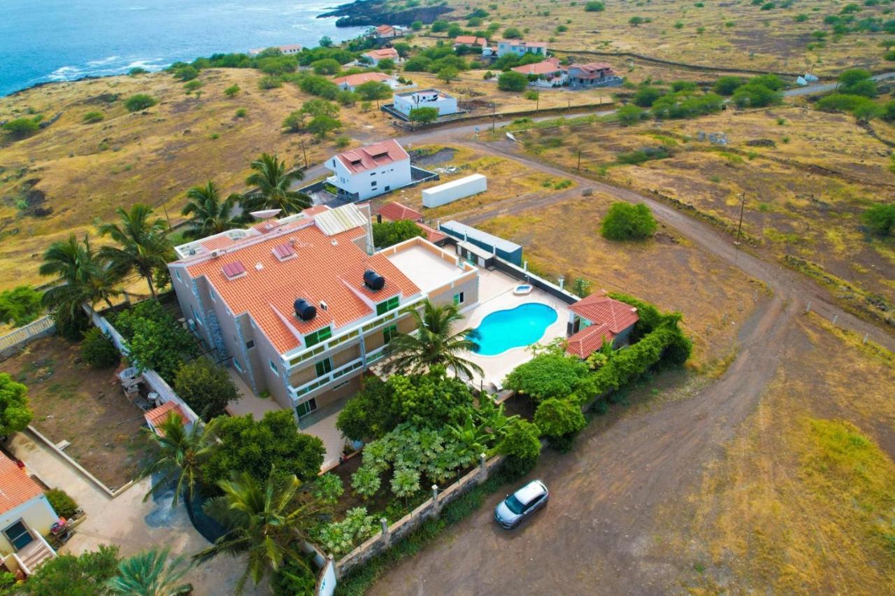 Cidade Paradise Guesthouse Cidade Velha Bagian luar foto