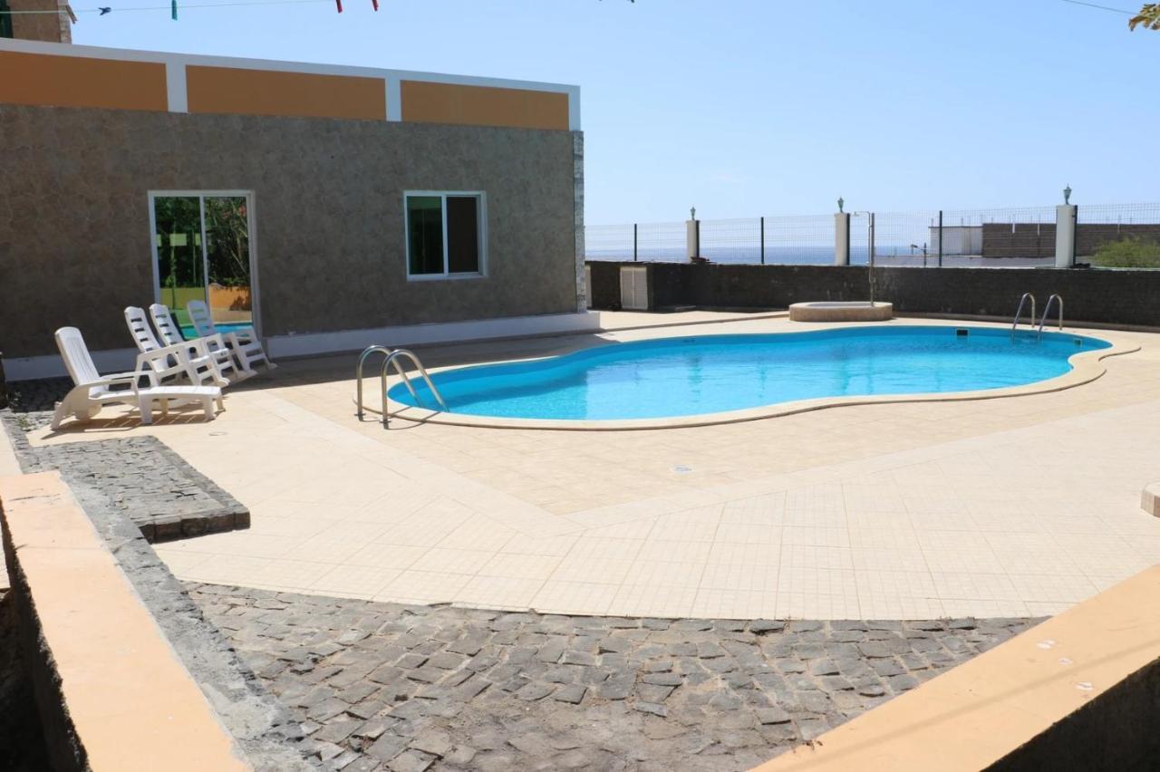 Cidade Paradise Guesthouse Cidade Velha Bagian luar foto