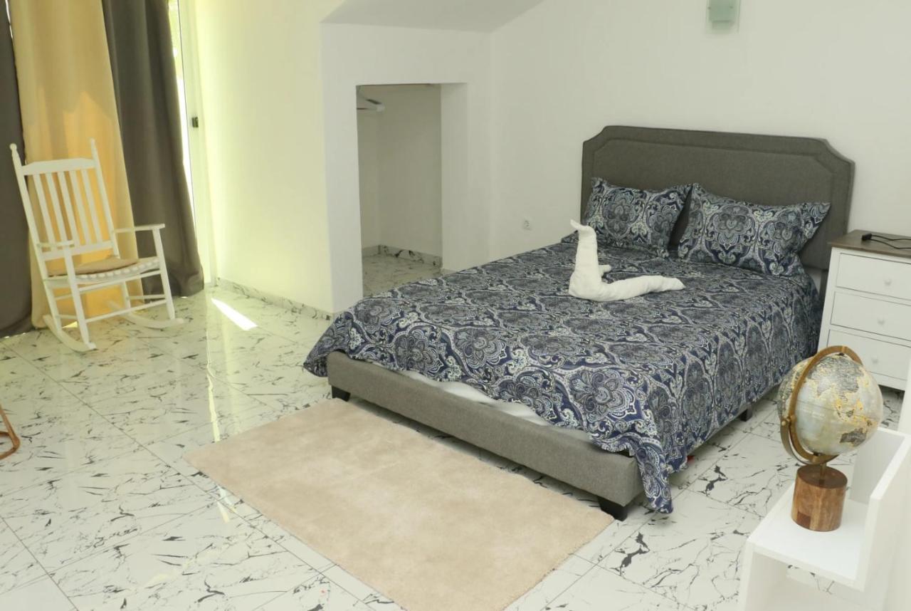 Cidade Paradise Guesthouse Cidade Velha Bagian luar foto